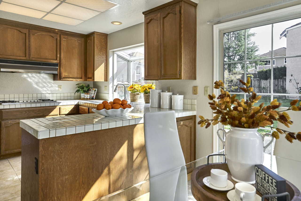1156 Mountain Quail Circle - Kitchen