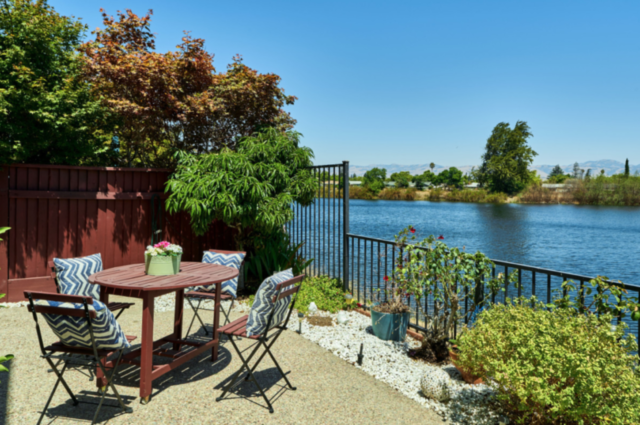 Almaden Winery Waterfront Home, Backyard