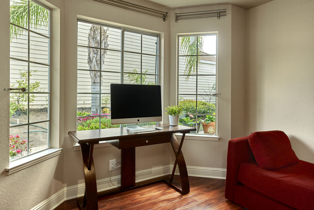 1180 Mountain Quail Circle - Bay Window