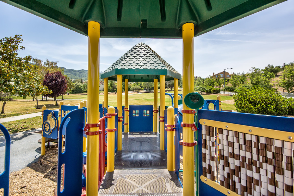 1180 Mountain Quail Circle - Top of Playground Structure