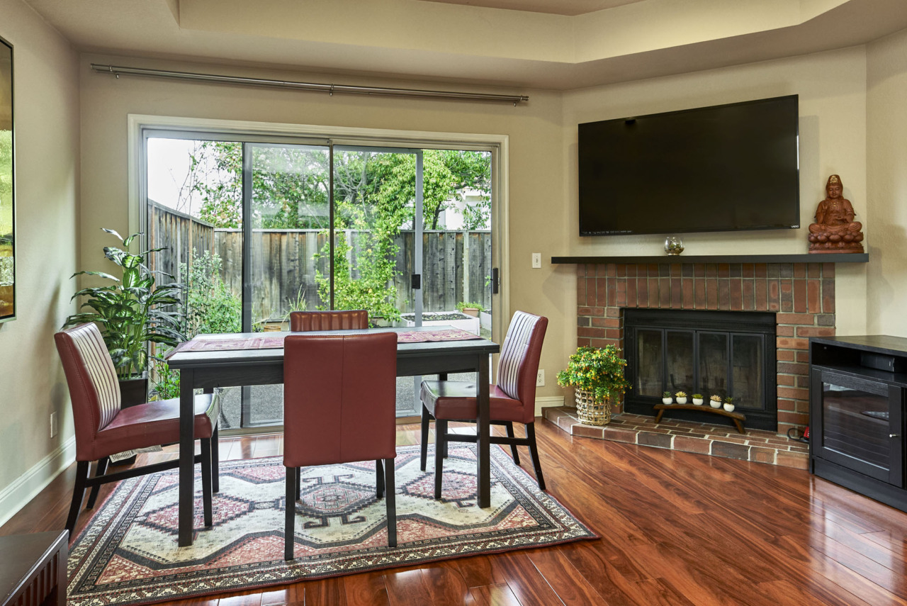 1180 Mountain Quail Circle - Dining Room and Fireplace