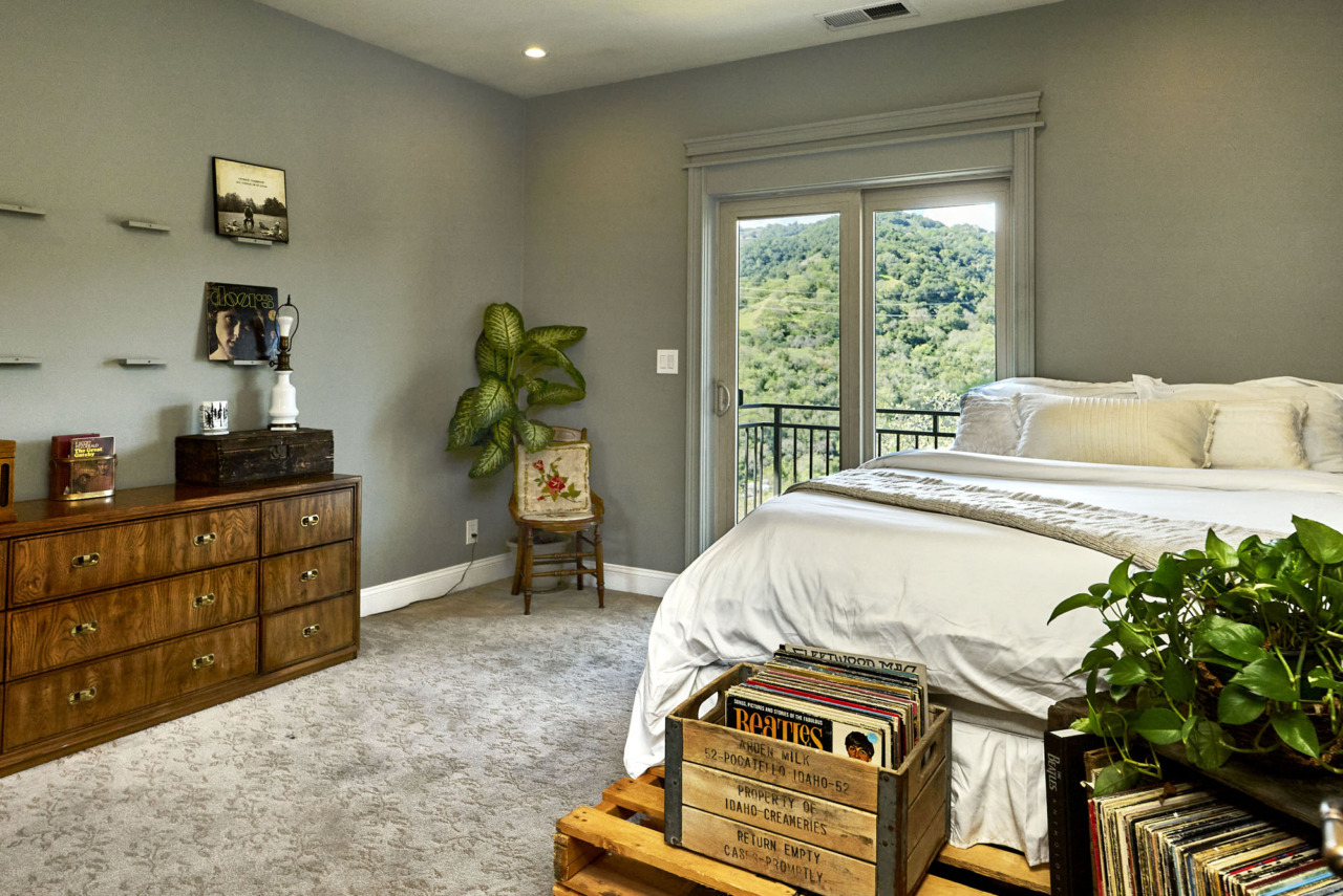 21290 Cinnabar Hills Road, second bedroom with balcony and view