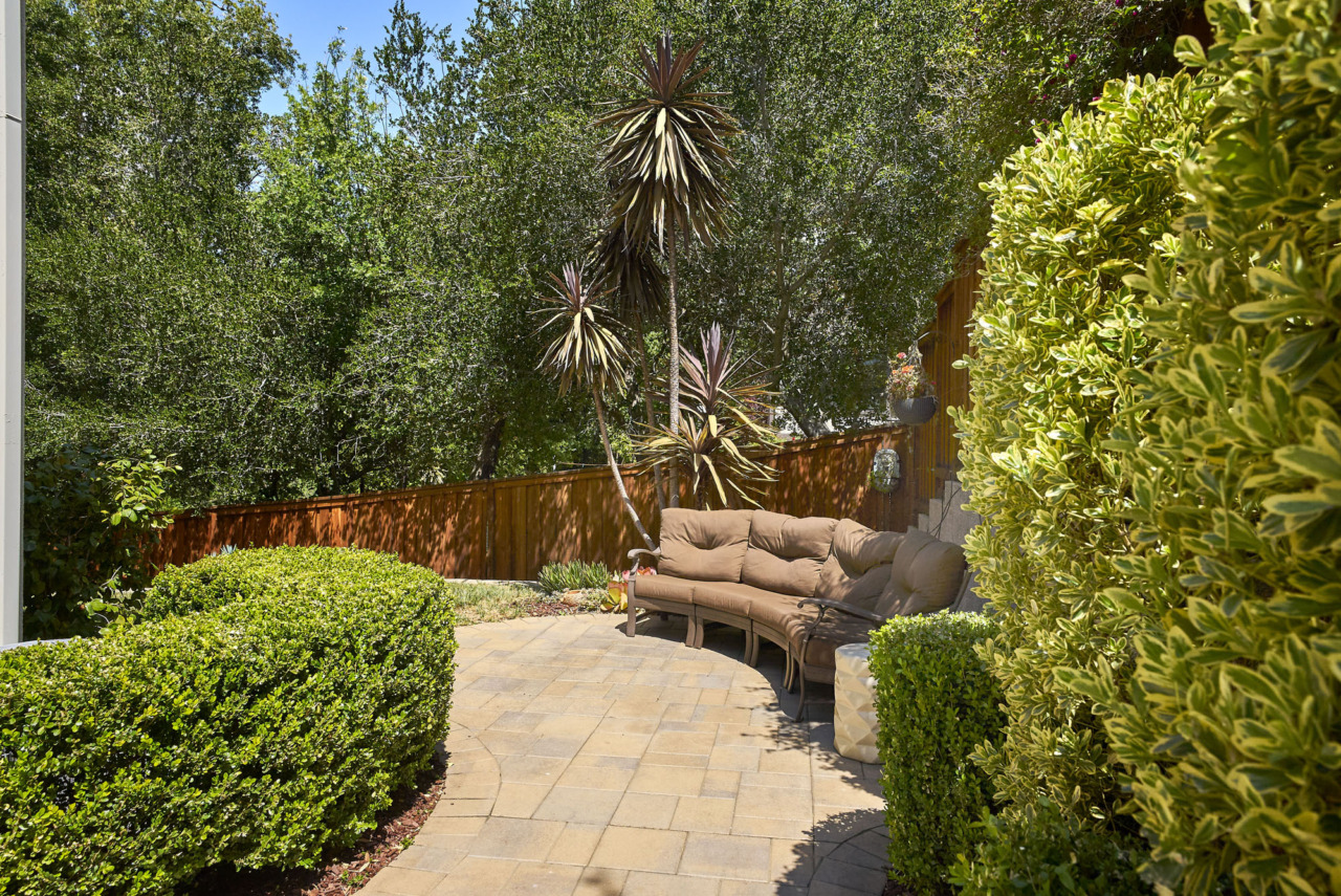 1839 Redwood Creek, patio walkway and sitting area