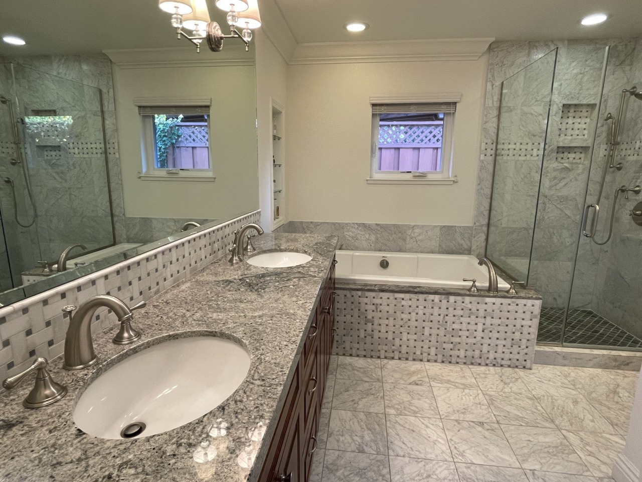 6711 Landerwood Lane - en suite with dual sink, bath, and shower