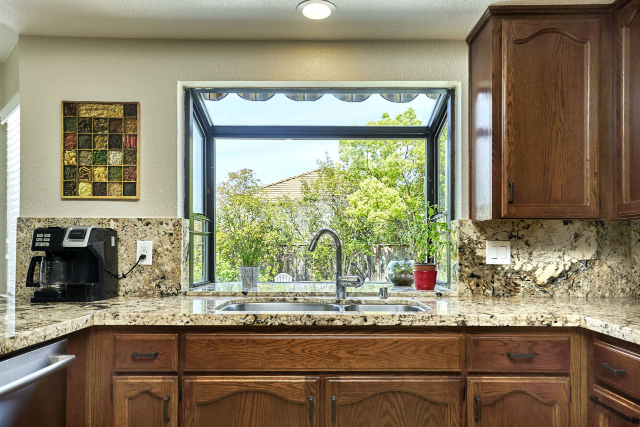 1129 Valley Quail Circle, kitchen sink and bay window